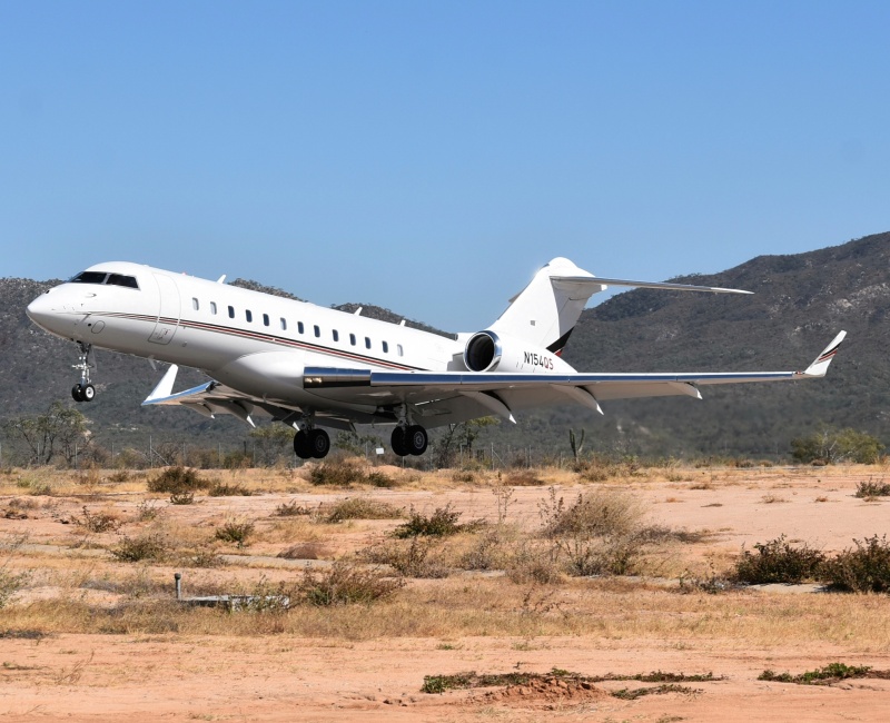Photo of N154QS - Net Jets  Bombardier Global 6000 at CSL on AeroXplorer Aviation Database