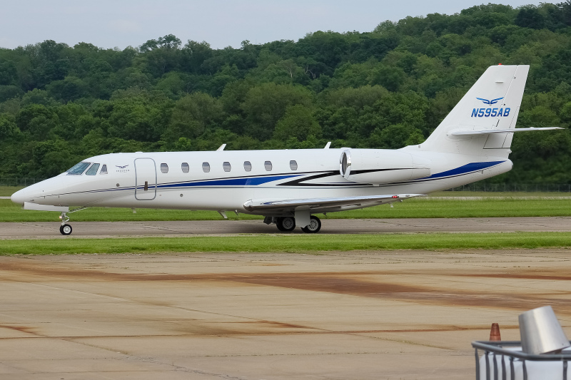 Photo of N595AB - PRIVATE  Cessna 680 Citation Sovereign  at LUK on AeroXplorer Aviation Database