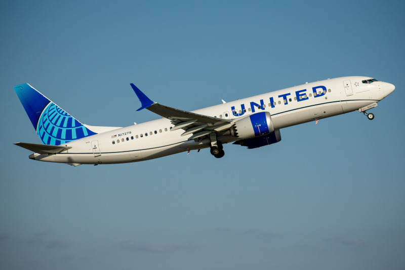 Photo of N17279 - United Airlines Boeing 737 MAX 8 at MCO on AeroXplorer Aviation Database