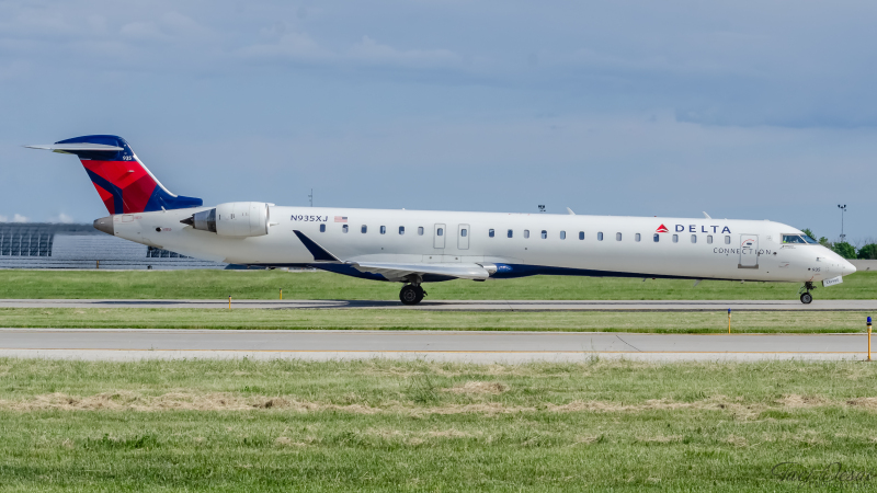 Photo of N935XJ - Delta Connection Mitsubishi CRJ-900 at MKE on AeroXplorer Aviation Database