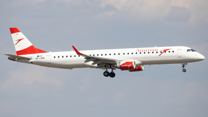 Photo of OE-LWM - Austrian Airlines Embraer E195 at VIE on AeroXplorer Aviation Database