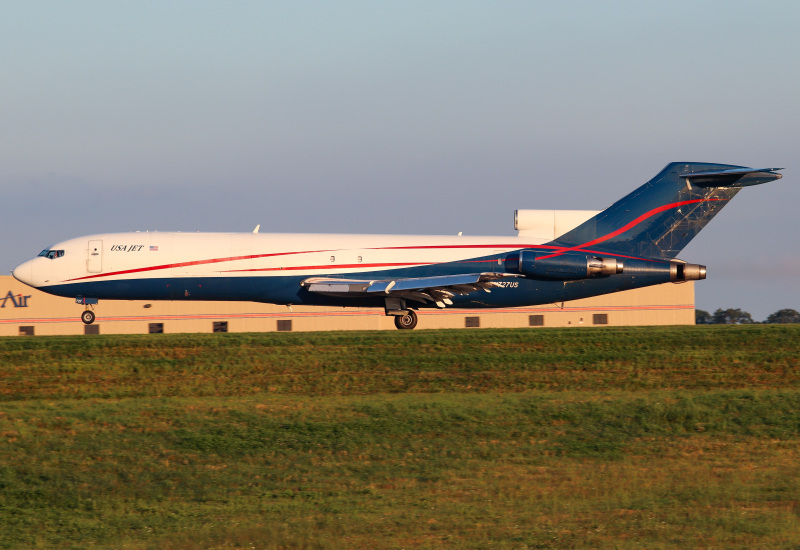 Photo of N727US - USA Jet Airlines Boeing 727-200 at LEX on AeroXplorer Aviation Database