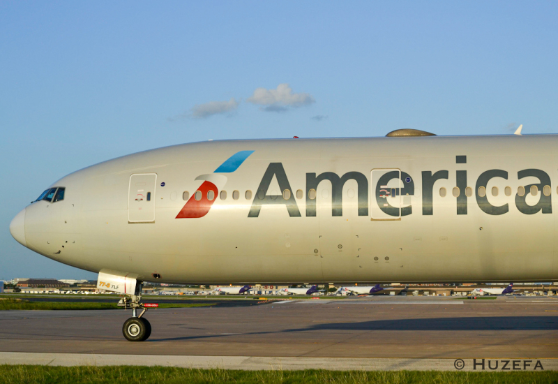 Photo of N722AN - American Airlines Boeing 777-300ER at DFW on AeroXplorer Aviation Database