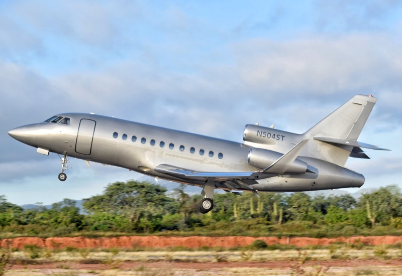 Photo of N504ST - PRIVATE Dassault Falcon 900B at CSL on AeroXplorer Aviation Database