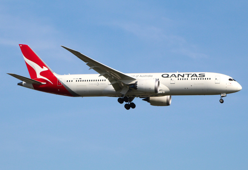 Photo of VH-ZNH - Qantas Airways Boeing 787-9 at JFK on AeroXplorer Aviation Database
