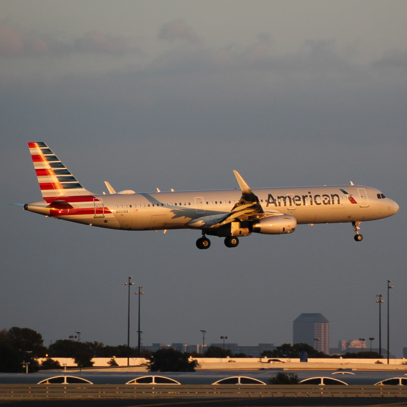Photo of N901AA - American Airlines Airbus A321-200 at DFW on AeroXplorer Aviation Database