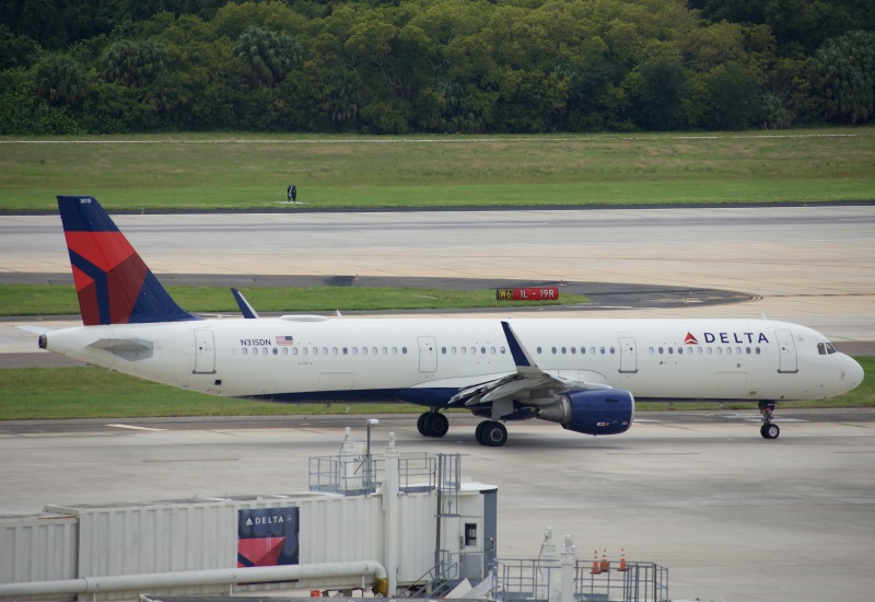 Photo of N315DN - Delta Airlines Airbus A321-200 at TPA on AeroXplorer Aviation Database