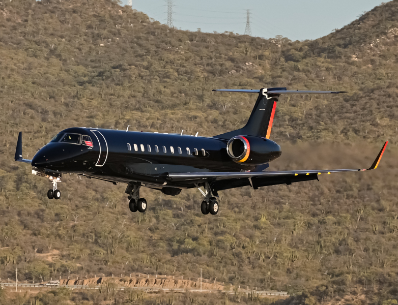 Photo of N809TD - Aero Embraer Legacy 600 at CSL on AeroXplorer Aviation Database