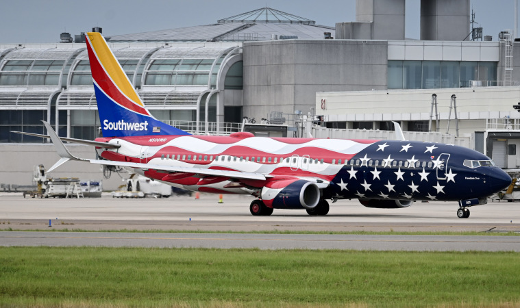 Photo of N500WR - Southwest Airlines Boeing 737-800 at MCO on AeroXplorer Aviation Database