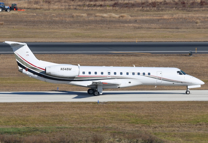 Photo of N548M - Ultimate Air Shuttle Embraer ERJ135 at ACY on AeroXplorer Aviation Database