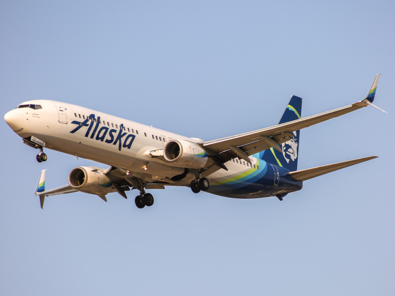 Photo of N462AS - Alaska Airlines Boeing 737-900ER at BWI on AeroXplorer Aviation Database