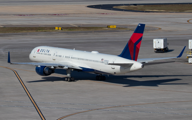 Photo of N538US - Delta Airlines Boeing 757-200 at TPA  on AeroXplorer Aviation Database
