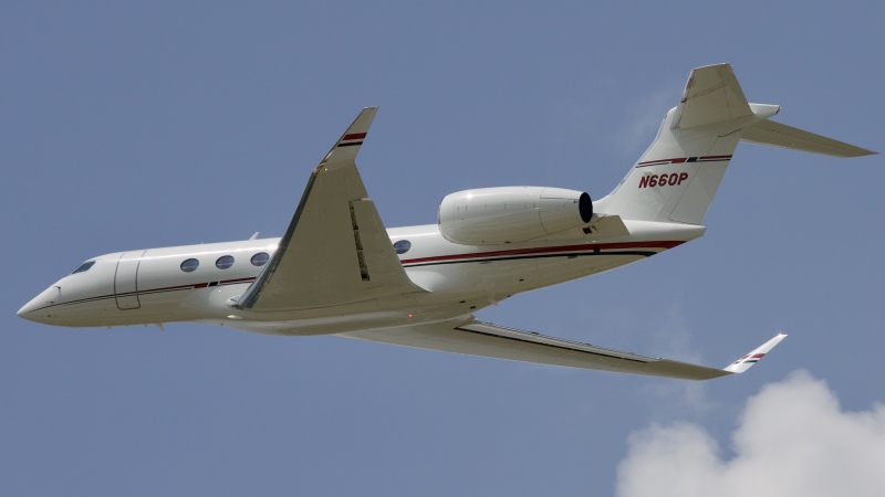 Photo of N660P - PRIVATE Gulfstream G600 at IAH on AeroXplorer Aviation Database
