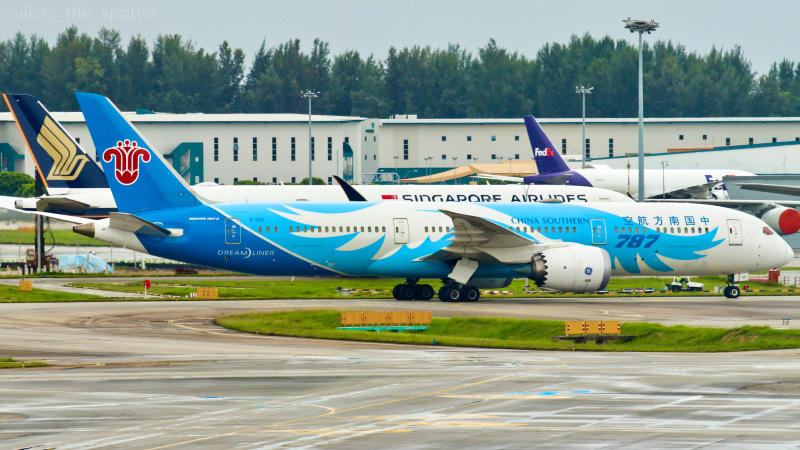 Photo of B-1128 - China Southern Airlines Boeing 787-9 at SIN on AeroXplorer Aviation Database