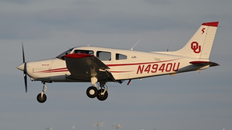 Photo of N4940U - PRIVATE Piper PA-28 at KOUN on AeroXplorer Aviation Database