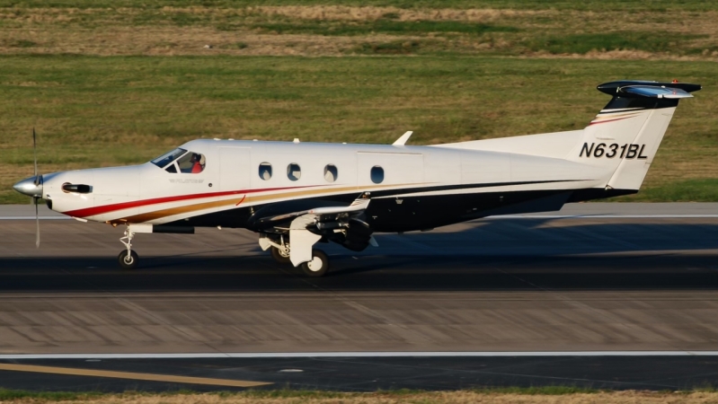 Photo of N631BL - PRIVATE Pilatus PC-12 at DAL on AeroXplorer Aviation Database