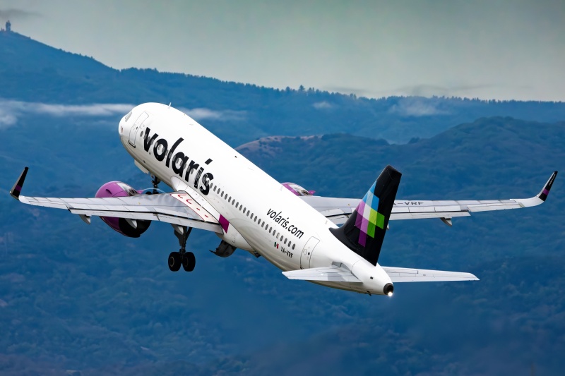 Photo of XA-VRF - Volaris Airbus A320neo at SJC on AeroXplorer Aviation Database