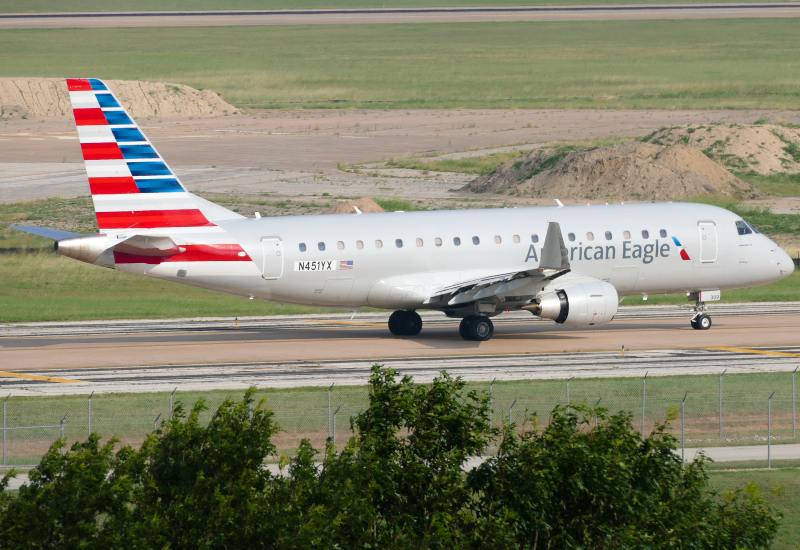 Photo of N451YX - American Eagle Embraer E175 at AUS on AeroXplorer Aviation Database