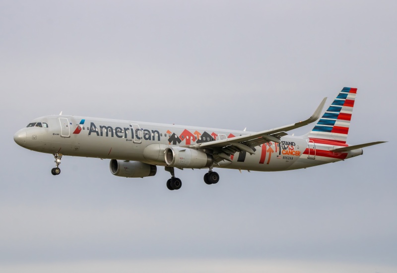 Photo of N162AA - American Airlines Airbus A321-200 at PHL on AeroXplorer Aviation Database