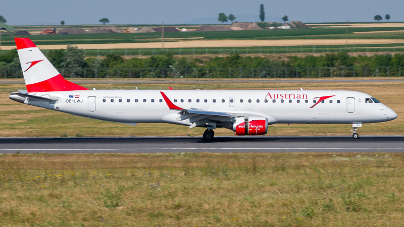 Photo of OE-LWJ - Austrian Airlines Embraer E195 at VIE on AeroXplorer Aviation Database