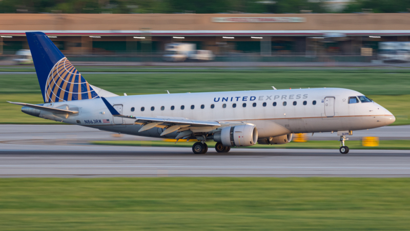 Photo of N863RW - United Express Embraer E170 at CMH on AeroXplorer Aviation Database