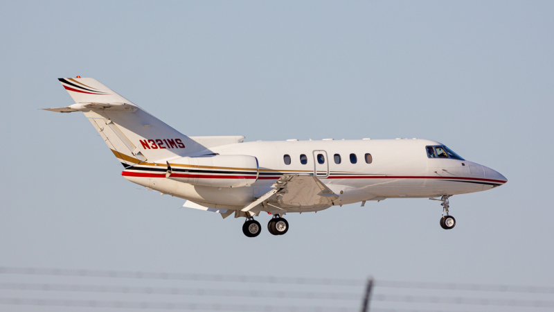 Photo of N321MS - PRIVATE Beechcraft Hawker 800XP at CMH on AeroXplorer Aviation Database