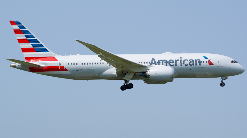 Photo of N872AN - American Airlines Boeing 787-8 at ORD on AeroXplorer Aviation Database