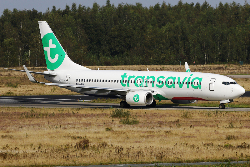 Photo of EI-HBM - Transavia Airlines Boeing 737-800 at EIN on AeroXplorer Aviation Database