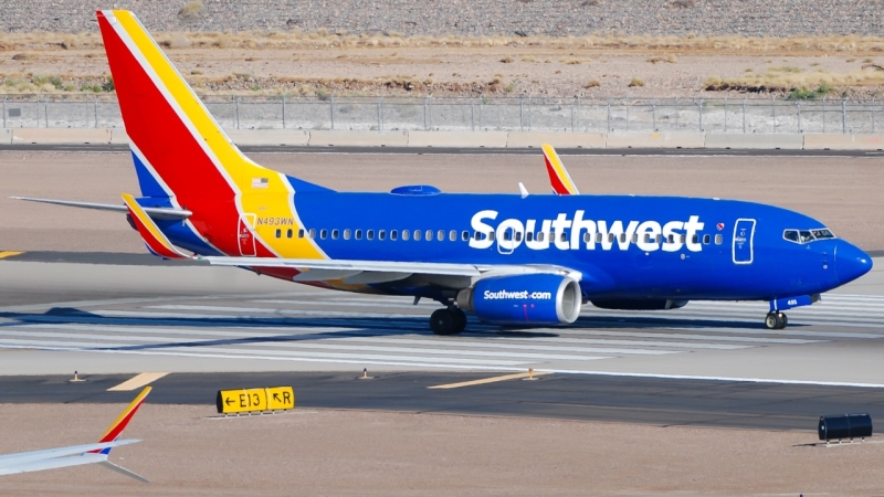 Photo of N493WN - Southwest Airlines Boeing 737-700 at PHX on AeroXplorer Aviation Database