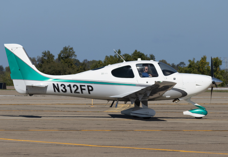 Photo of N312FP - PRIVATE Cirrus SR-22 at AGC on AeroXplorer Aviation Database