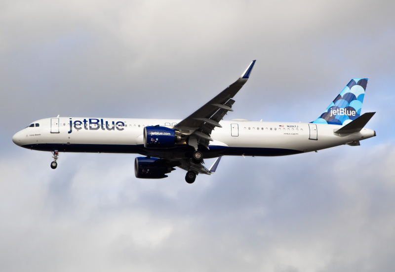 Photo of N2017J - JetBlue Airways Airbus A321NEO at JFK on AeroXplorer Aviation Database