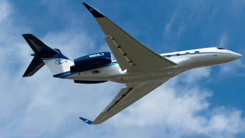 Photo of N889LV - PRIVATE Gulfstream G650ER at BZE on AeroXplorer Aviation Database