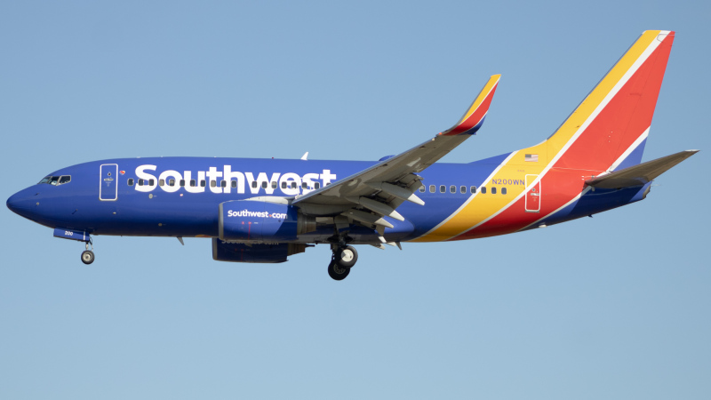 Photo of N200WN - Southwest Airlines Boeing 737-700 at BWI on AeroXplorer Aviation Database