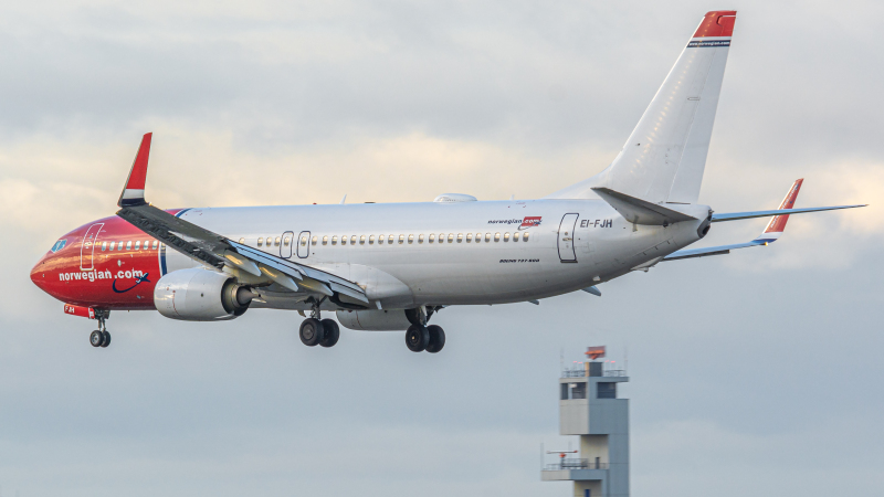 Photo of EI-FJH - Norwegian Air Boeing 737-800 at TXL on AeroXplorer Aviation Database