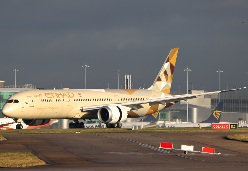 Photo of A6-BLE - Etihad Airways Boeing 787-9 at MAN on AeroXplorer Aviation Database