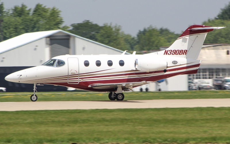Photo of N390BR - PRIVATE Beechcraft Premier  at OSH on AeroXplorer Aviation Database