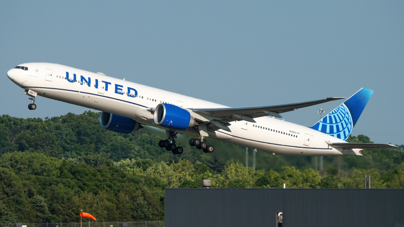 Photo of N2352U - United Airlines Boeing 777-300ER at IAD on AeroXplorer Aviation Database