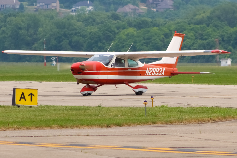 Photo of N2993X - PRIVATE  Cessna 177 Cardinal at LUK on AeroXplorer Aviation Database
