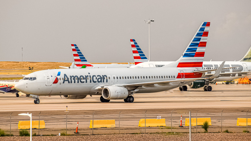 Photo of N830NN - American Airlines Boeing 737-800 at DEN on AeroXplorer Aviation Database