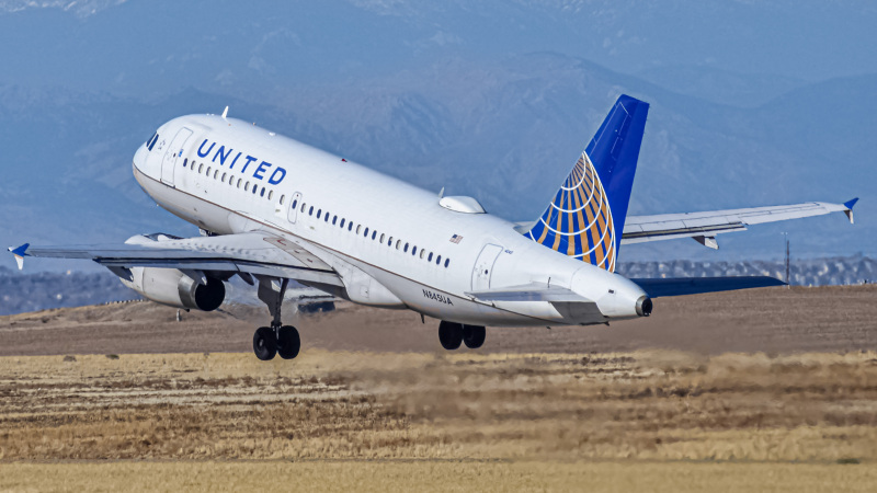 Photo of N845UA - United Airlines Airbus A319 at DEN on AeroXplorer Aviation Database