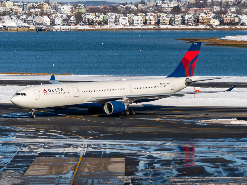 Photo of N820NW - Delta Airlines Airbus A330-300 at BOS on AeroXplorer Aviation Database
