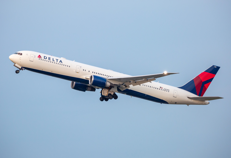 Photo of N831MH - Delta Airlines Boeing 767-400ER at BOS on AeroXplorer Aviation Database
