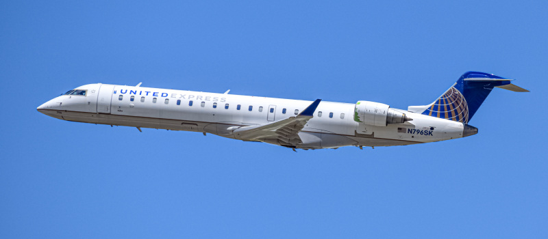 Photo of N796SK - United Express Bombardier CRJ-700 at DEN on AeroXplorer Aviation Database