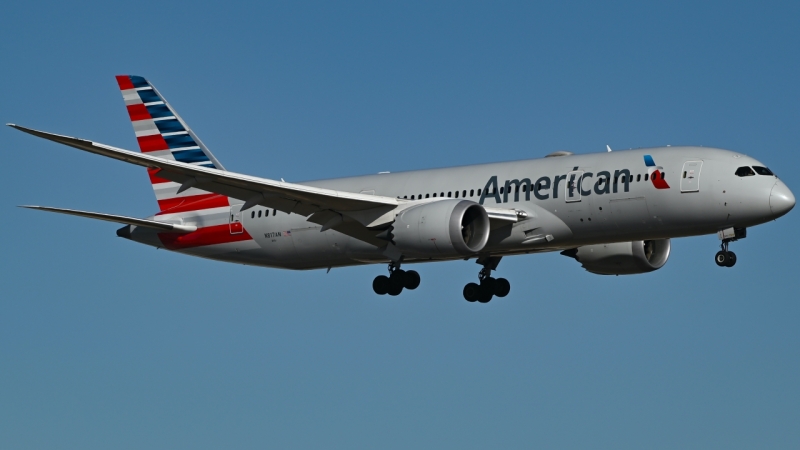 Photo of N817AN - American Airlines Boeing 787-8 at DFW on AeroXplorer Aviation Database