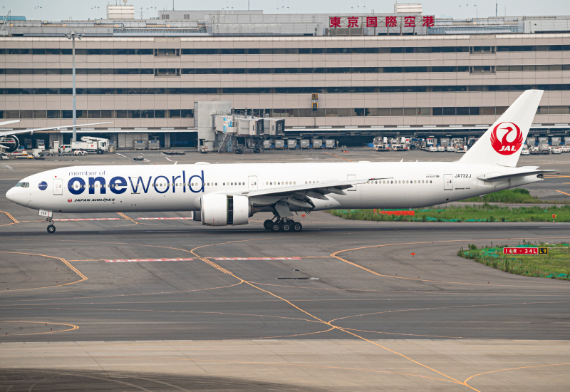 Photo of JA732J - Japan Airlines Boeing 777-300ER at HND on AeroXplorer Aviation Database