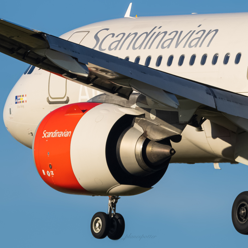 Photo of EI-SIB - Scandinavian Airlines Airbus A320NEO at LHR on AeroXplorer Aviation Database