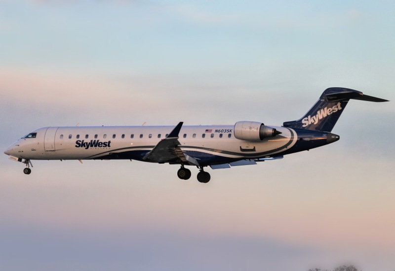 Photo of N603SK - SkyWest Airlines Mitsubishi CRJ-700 at BWI on AeroXplorer Aviation Database