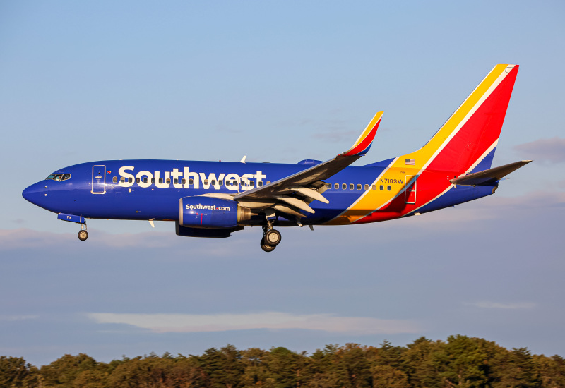 Photo of N718SW - Southwest Airlines Boeing 737-700 at Bwi on AeroXplorer Aviation Database