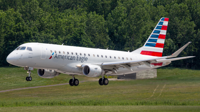Photo of N116HQ - American Eagle Embraer E175 at CMH on AeroXplorer Aviation Database