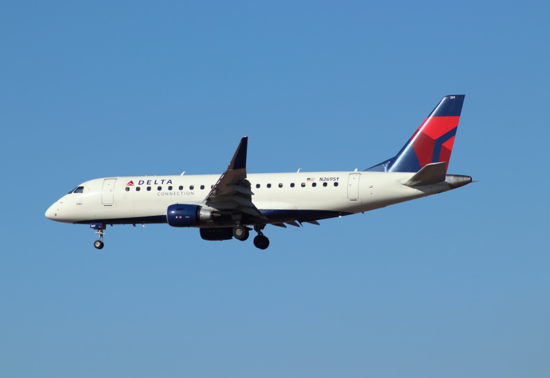 Photo of N268SY - Delta Airlines Embraer E175 at PHX on AeroXplorer Aviation Database